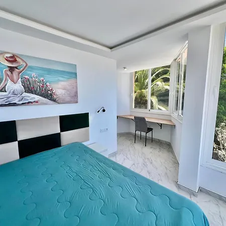 Bella Vista- Luxury Ocean & Mountain Views Villa *