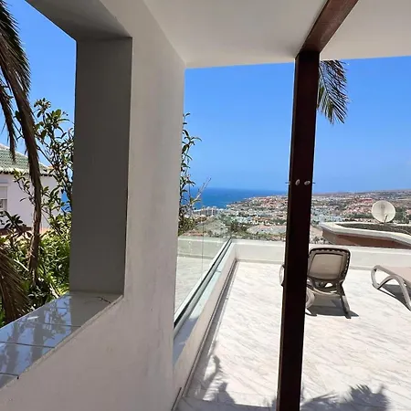 Bella Vista- Luxury Ocean & Mountain Views Villa