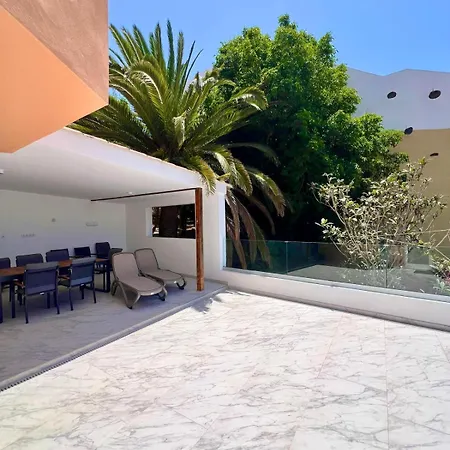 Villa Bella Vista- Luxury Ocean & Mountain Views