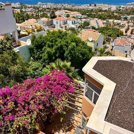 Bella Vista- Luxury Ocean & Mountain Views Villa